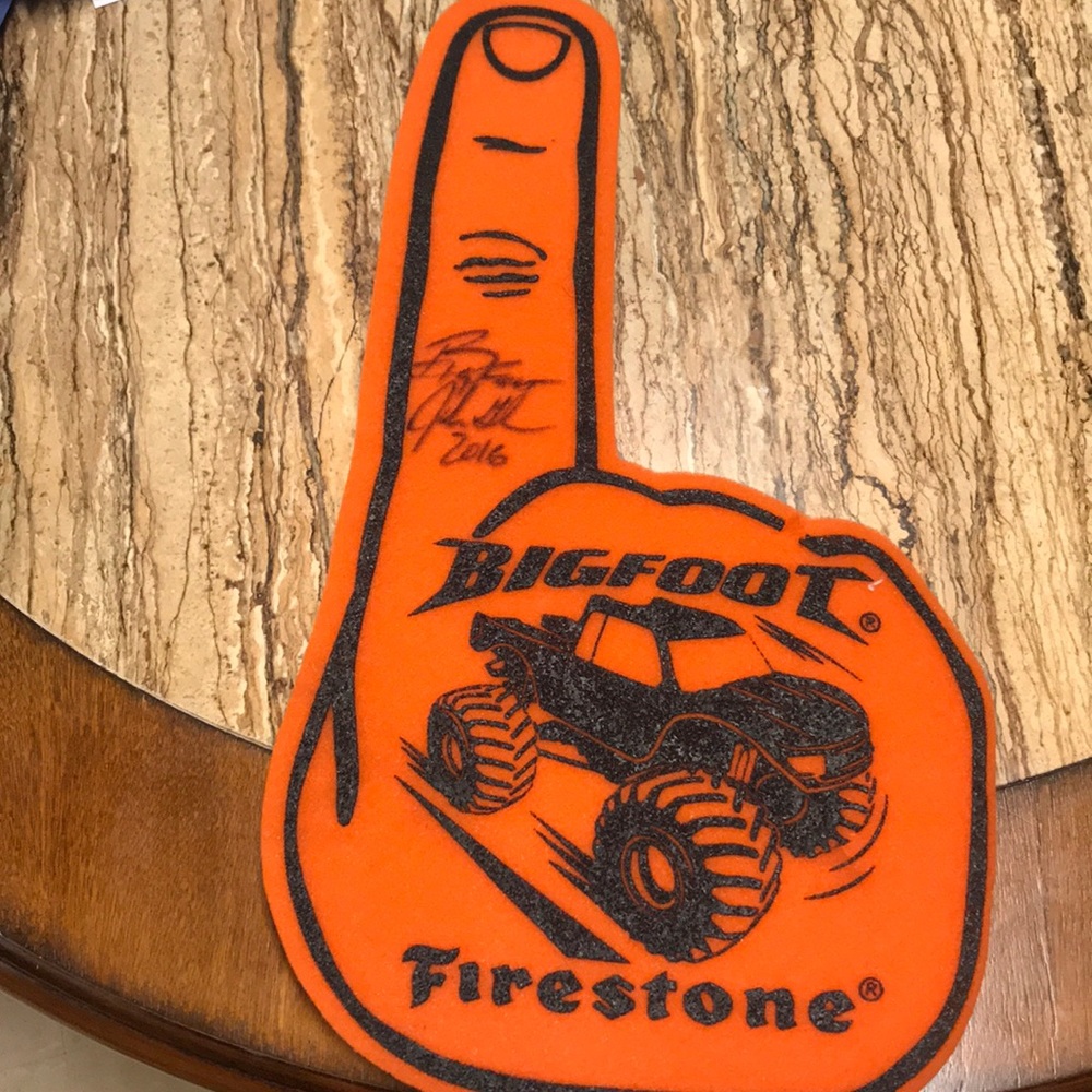 #1 Finger autographed by Chris Arel